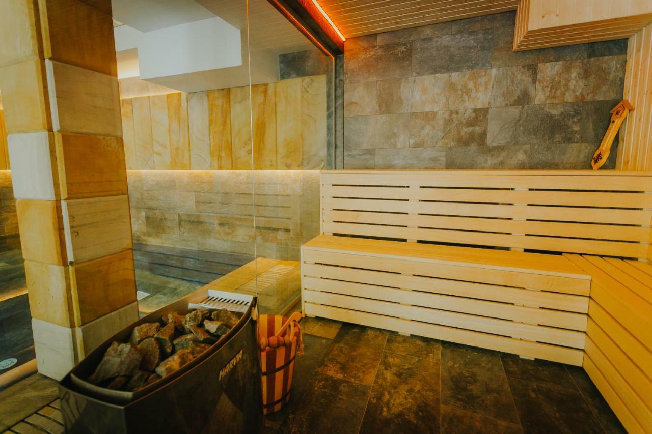 Lostrita - Pastravarie, Hotel & Spa Baia Mare Eksteriør billede