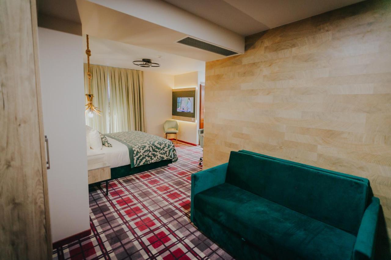 Lostrita - Pastravarie, Hotel & Spa Baia Mare Eksteriør billede